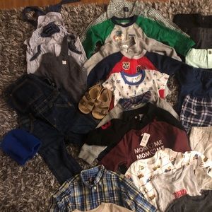 Boys Clothing 12-24 months.
